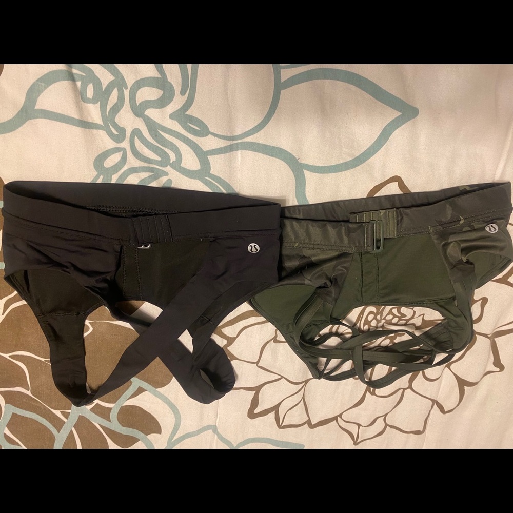 Lululemon bras (2)
